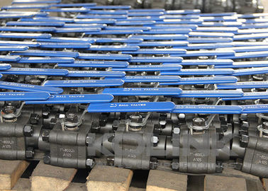 2pc صمام كرة الفولاذ المجوهرة، المقبس المطاوئ / نهاية NPT، CL150-1500 A105 F304